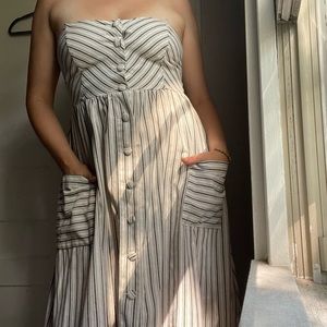 Black and white stripped strapless cotton dress Medium